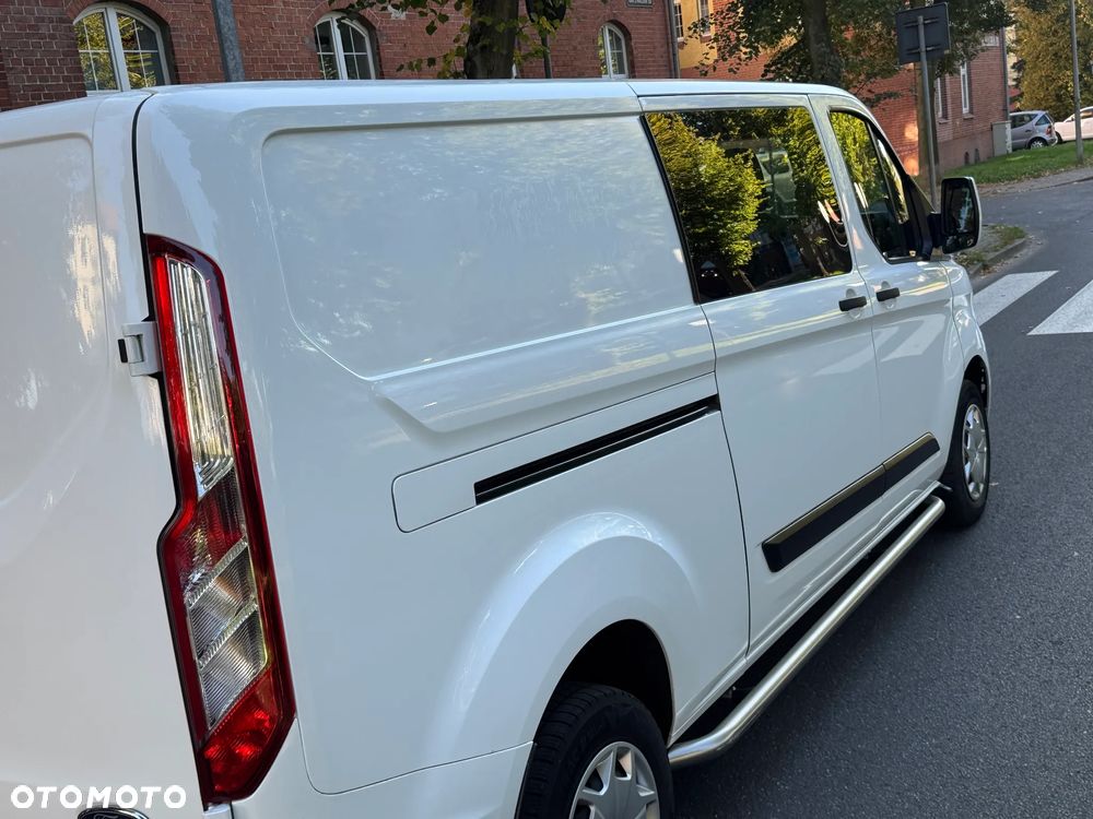 Ford CUSTOM DŁUGI 6 OSÓB - 31