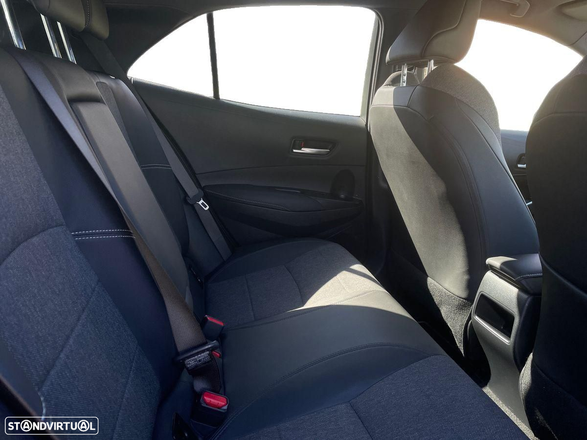 Toyota Corolla 1.8 Hybrid Comfort Plus - 7
