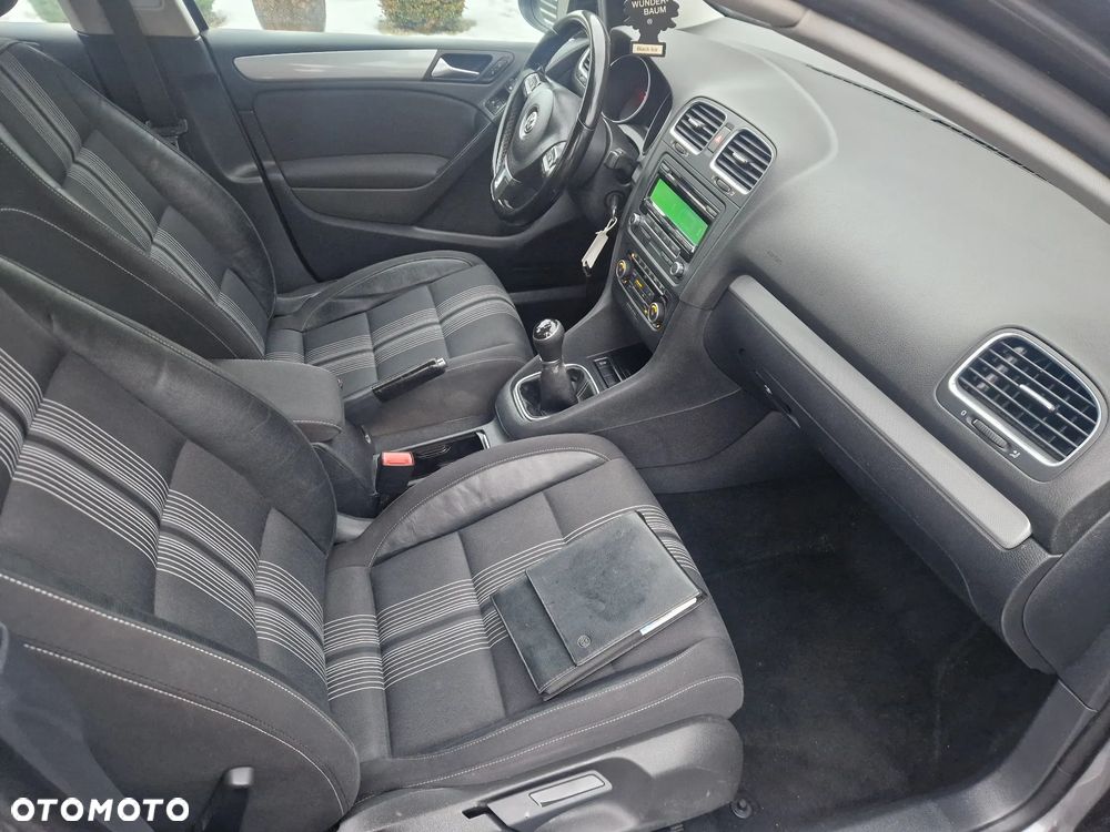 Volkswagen Golf 1.6 TDI DPF BlueMotion Technology MATCH - 5