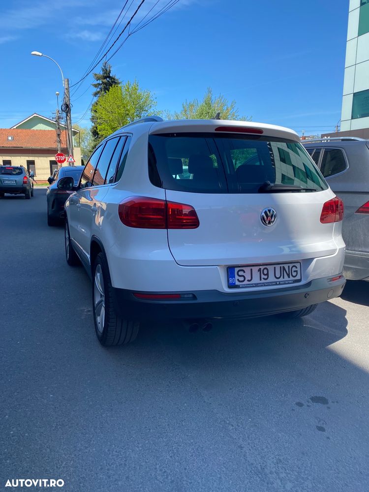 Volkswagen Tiguan 2.0 TDI DPF BlueMotion Technology Cup Sport & Style - 4