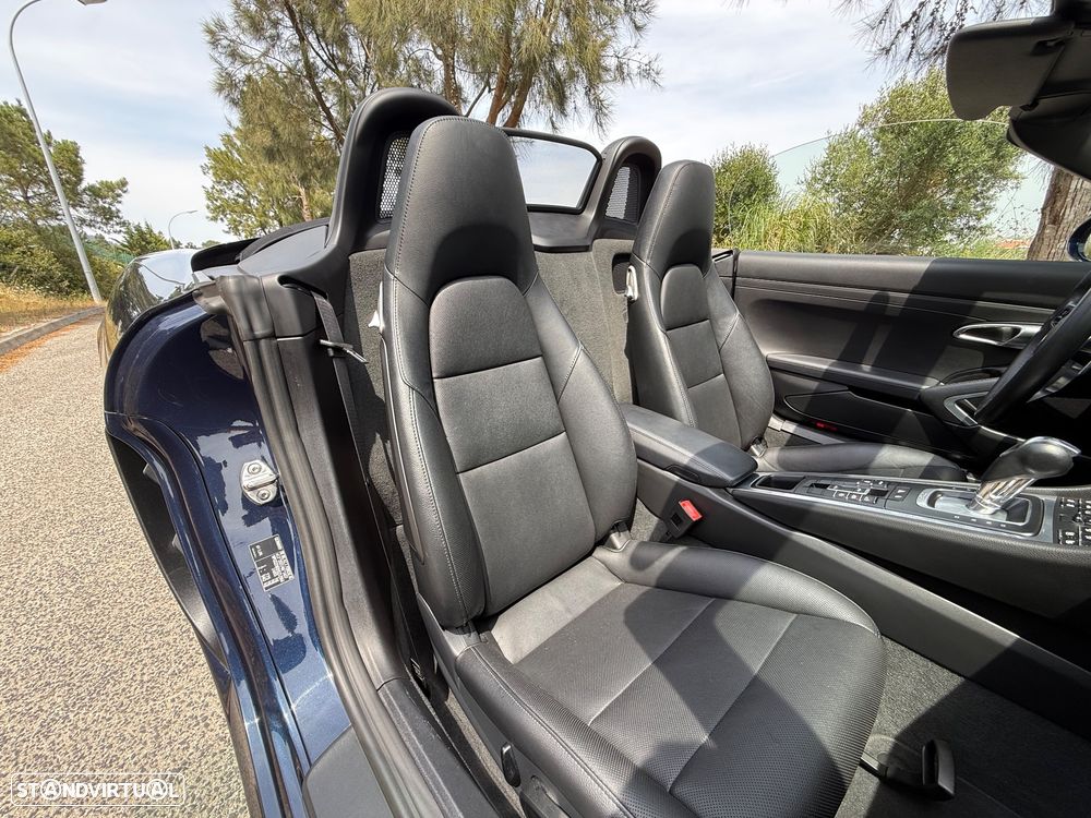 Porsche 718 - 23