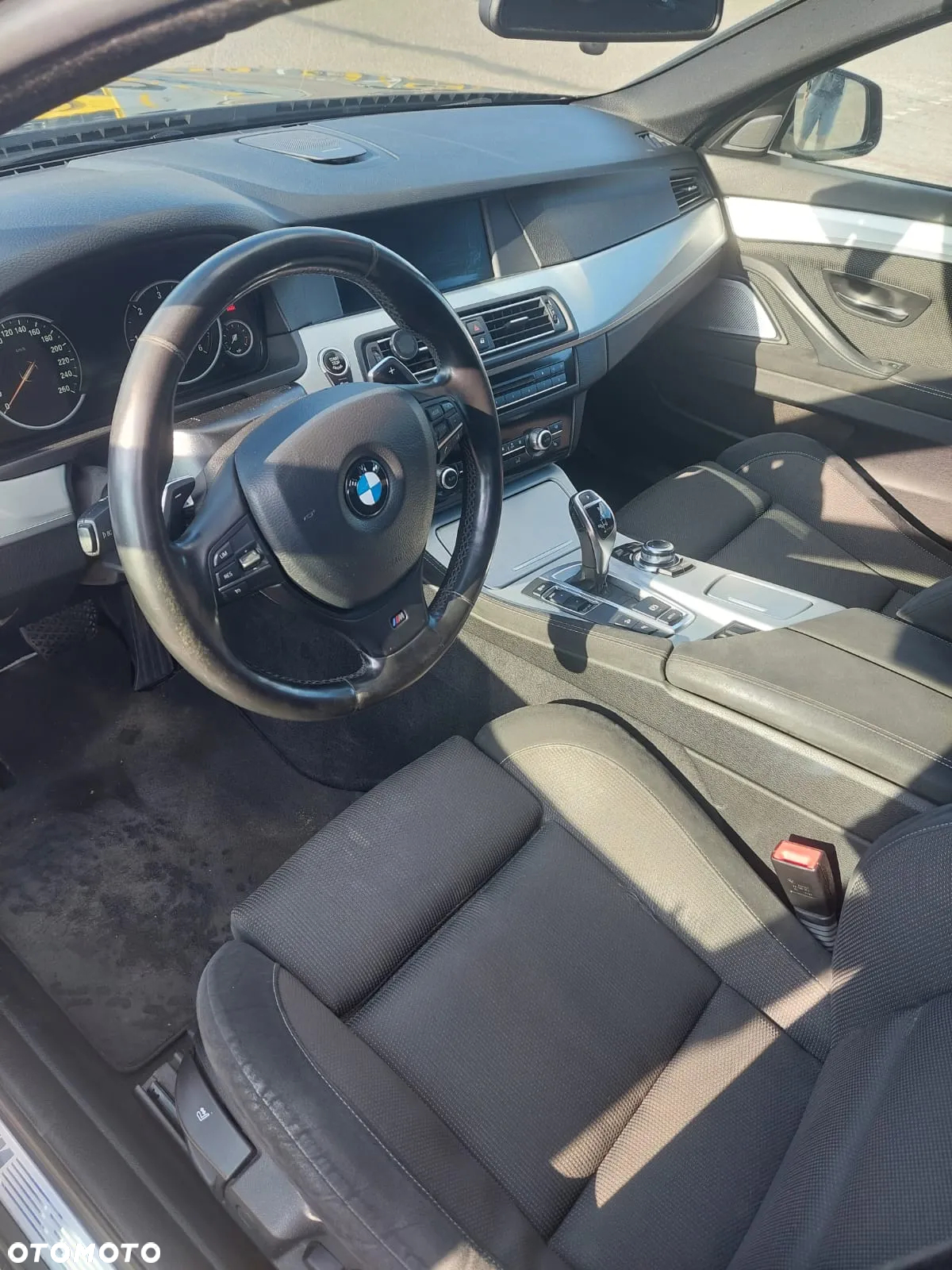 BMW Seria 5 535d xDrive - 10