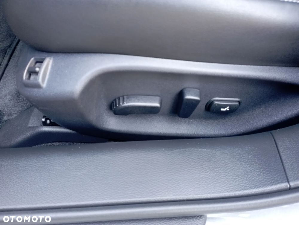 Infiniti Q50 2.0t Premium Sound Studio by Bose - 27