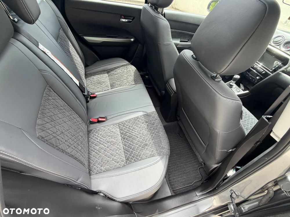 Suzuki Vitara - 11