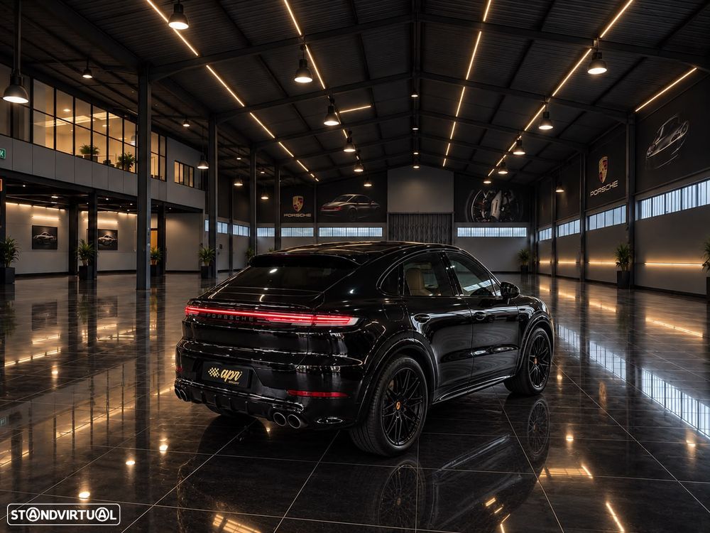 Porsche Cayenne Coupé E-Hybrid - 3
