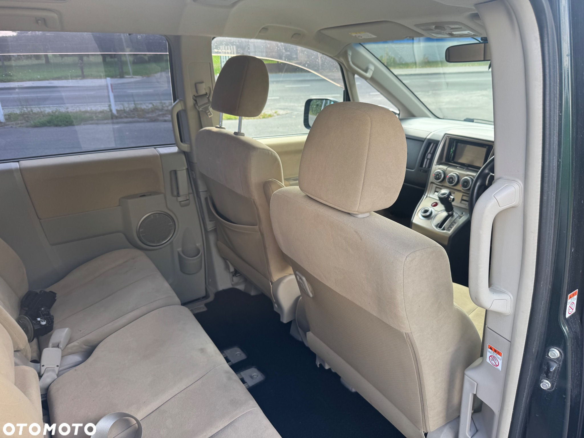 Mitsubishi L400 - 14
