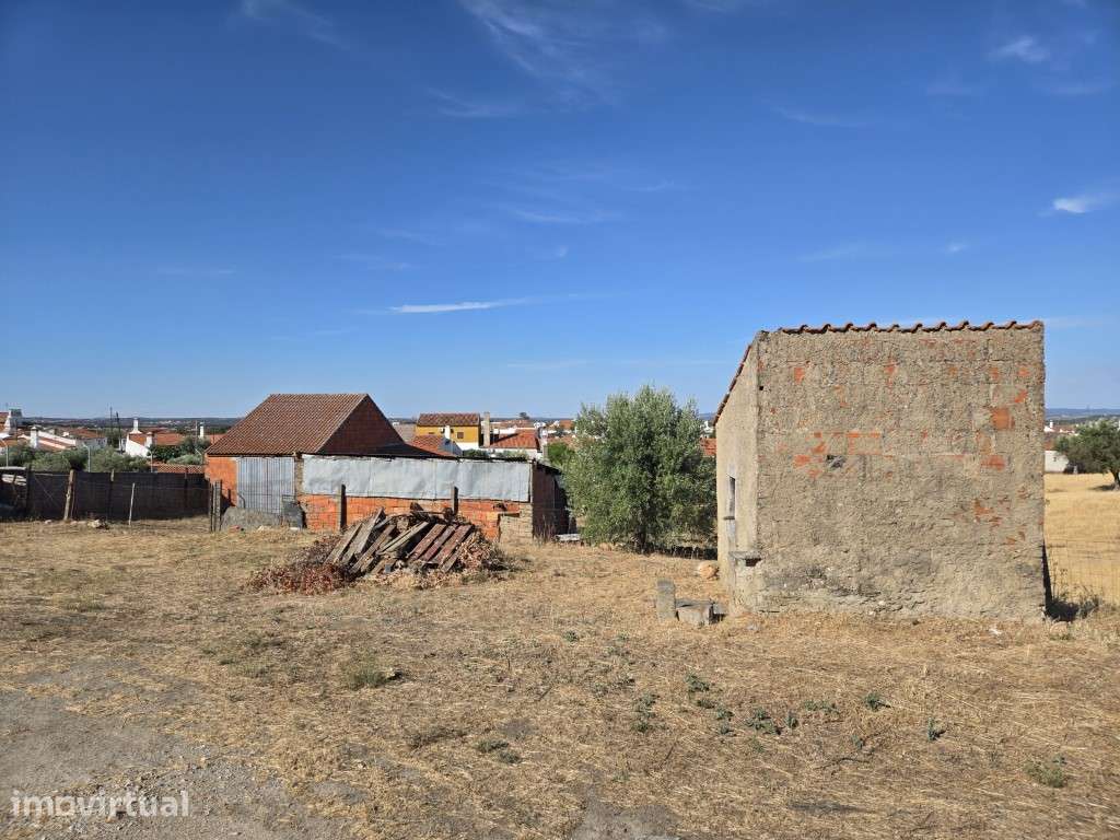 Excelente Terreno urbano com 1821 m2, a 5 minutos da praia fluvial ... - Grande imagem: 2/8