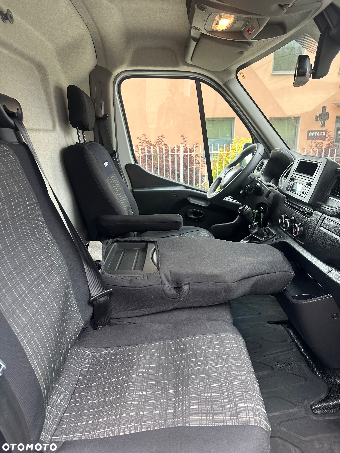 Renault Master - 11