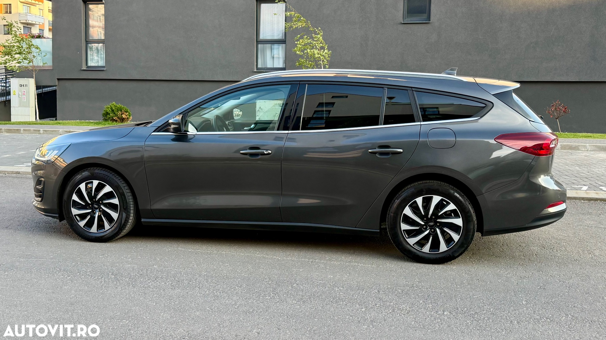 Ford Focus 1.0 EcoBoost Titanium X - 21