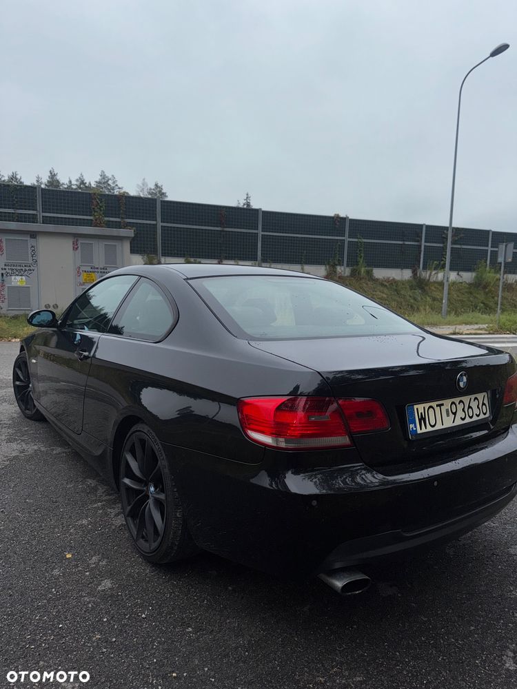 BMW Seria 3 320d - 4