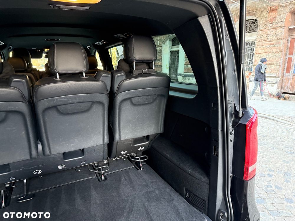 Mercedes-Benz Klasa V 220 CDI extralang 7G-TRONIC Avantgarde Edition - 15