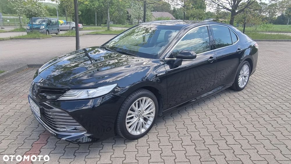 Toyota Camry 2.5 Hybrid Executive CVT - 1