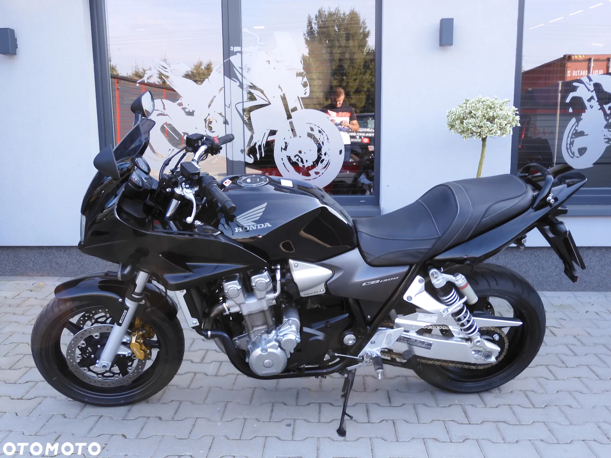 Honda CB - 28