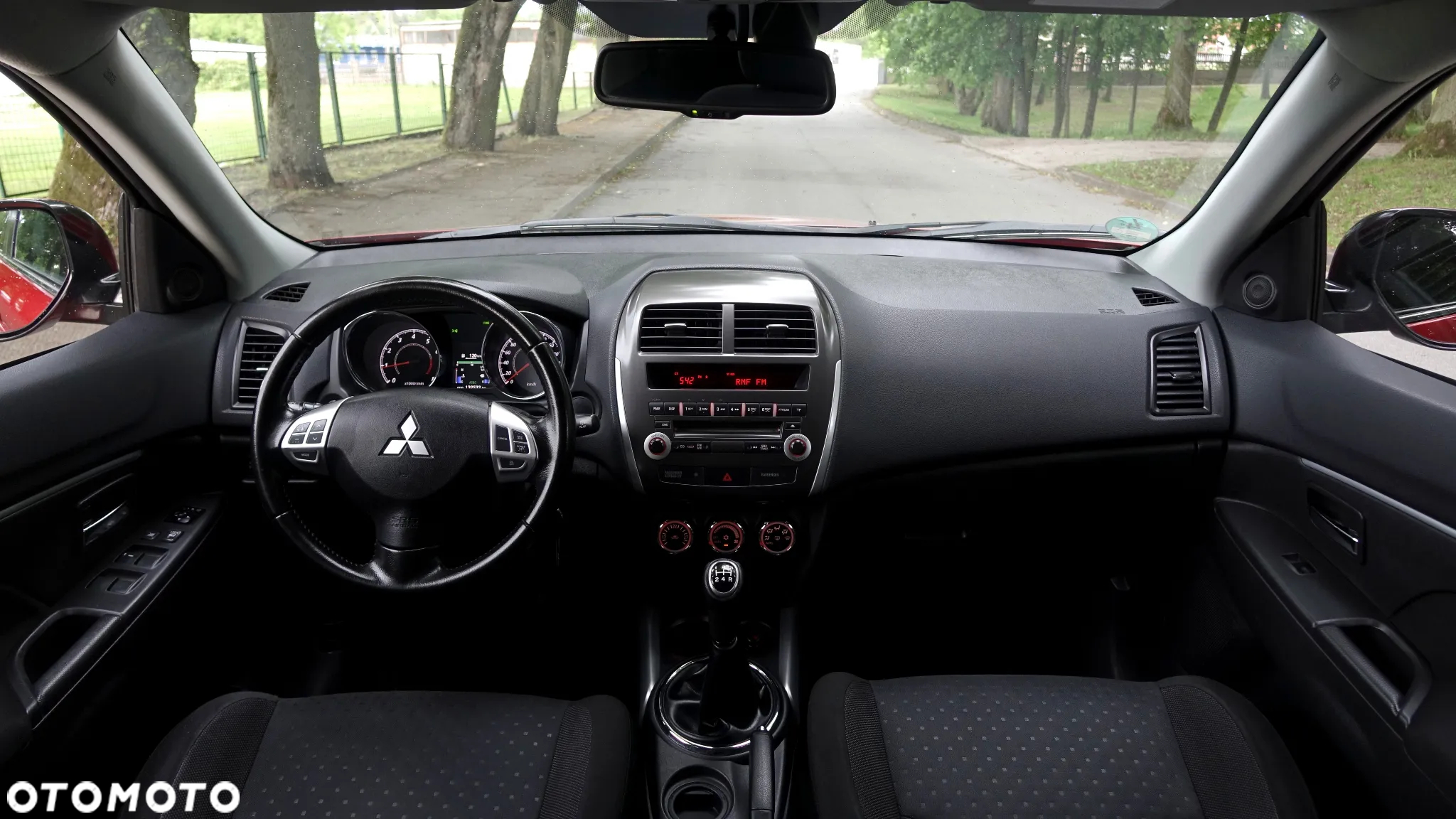 Mitsubishi ASX - 11