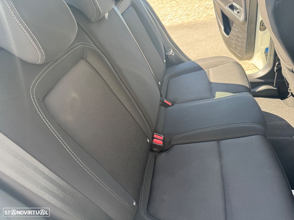 Fiat Tipo Station Wagon 1.3 M-Jet Street - 11
