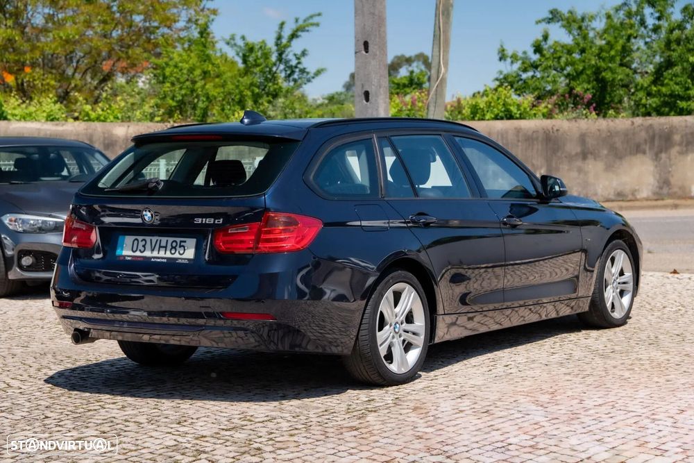 BMW 318 d Blue Performance Sport Line - 4