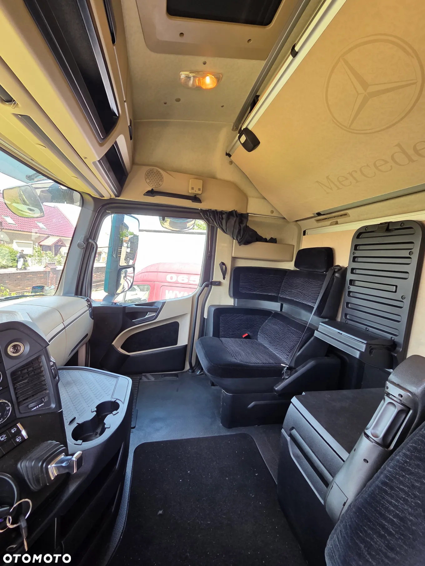 Mercedes-Benz Actros 1845 MP4 streamspace standard - 8