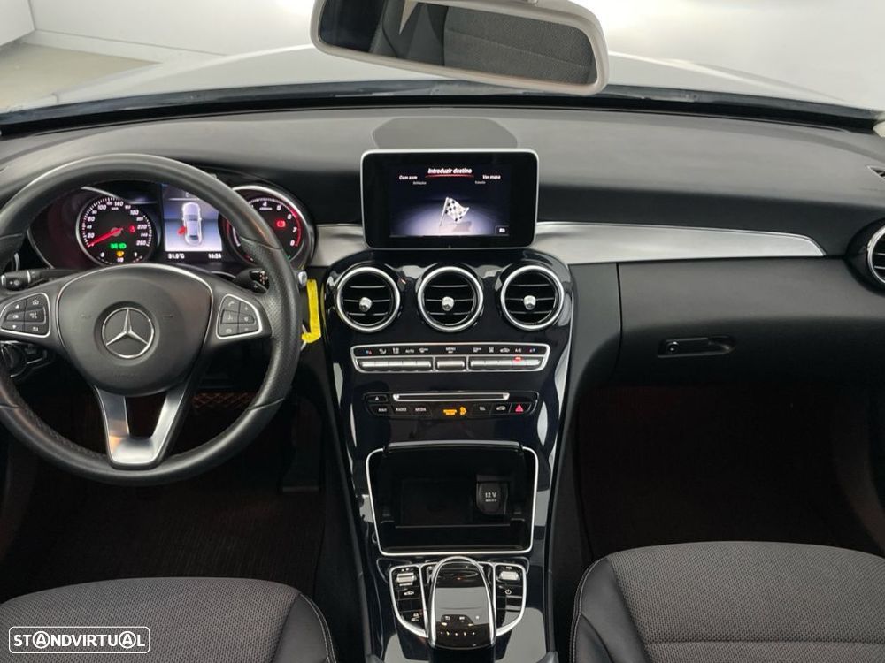 Mercedes-Benz C 350 e - 10