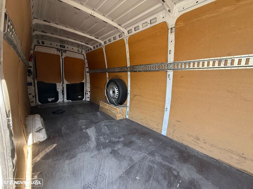Iveco Daily 3.0 35S18HV 3520L 12m3 - 14