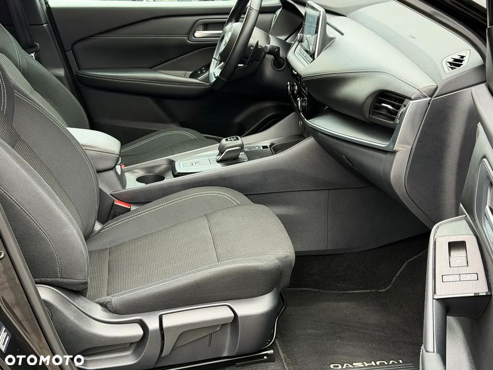 Nissan Qashqai 1.3 DIG-T N-Connecta DCT - 7