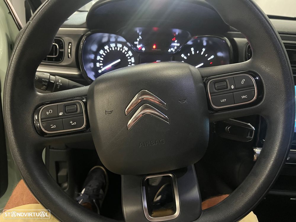 Citroën C3 1.2 PureTech Shine - 22
