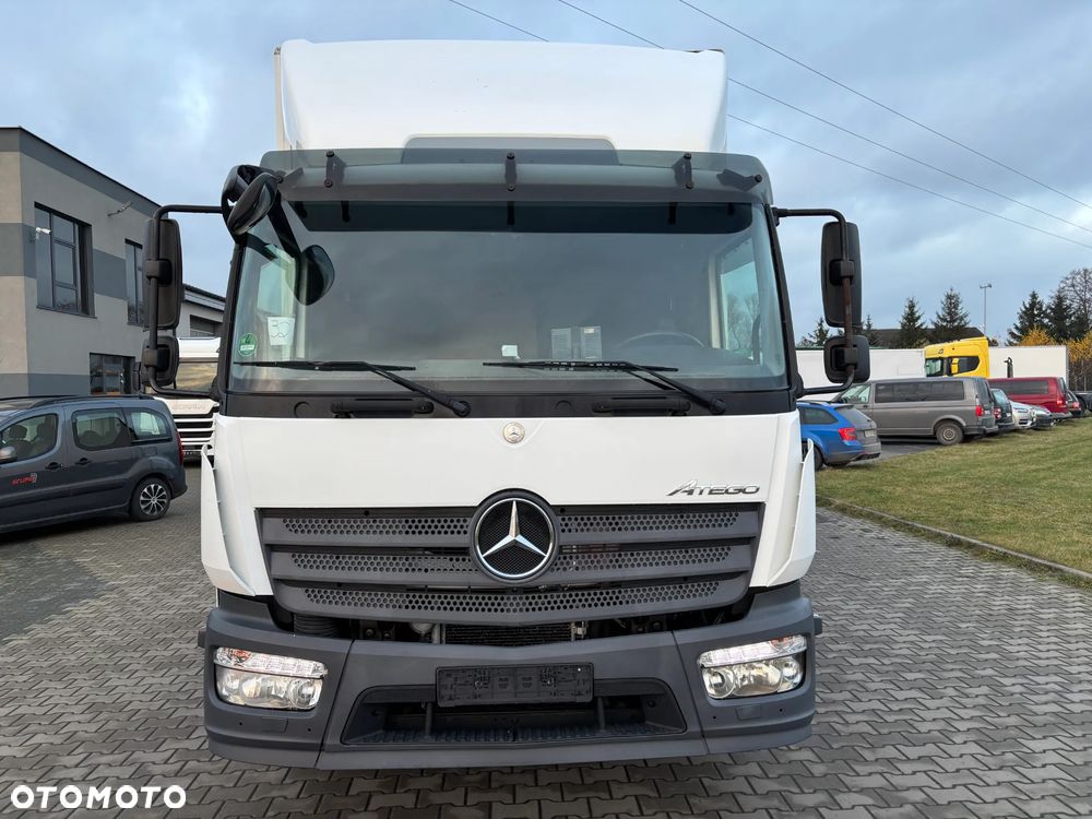 Mercedes-Benz ATEGO 1524  EURO 6 (1527, 1530) kontener z windą , kabina przeedłużana  z łóżkiem składanym - 4