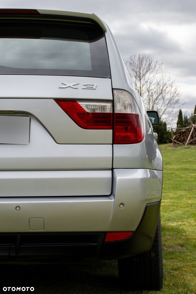 BMW X3 2.0d - 9