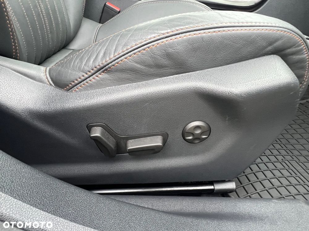 Peugeot 508 RXH 2.0 HDi HYbrid4 - 30