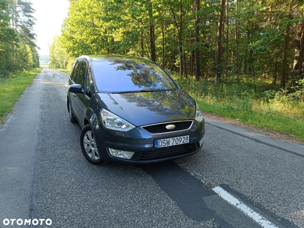 Ford Galaxy 2.0 TDCi Ghia - 28