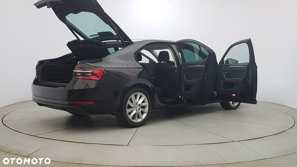 Skoda Superb - 12