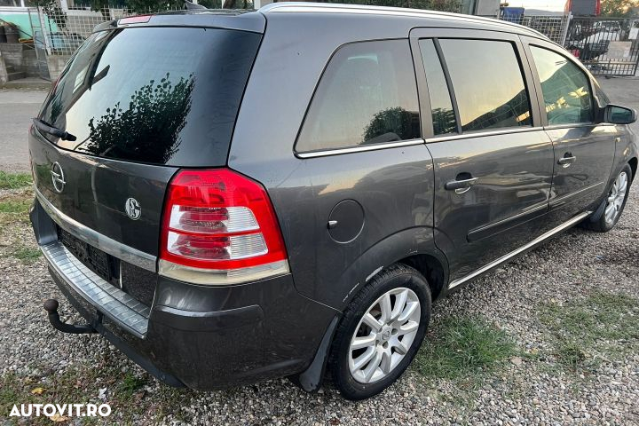 Dezmembrez Opel Zafira B [facelift] [2008 - 2014] Compactvan Z19DTH - 11