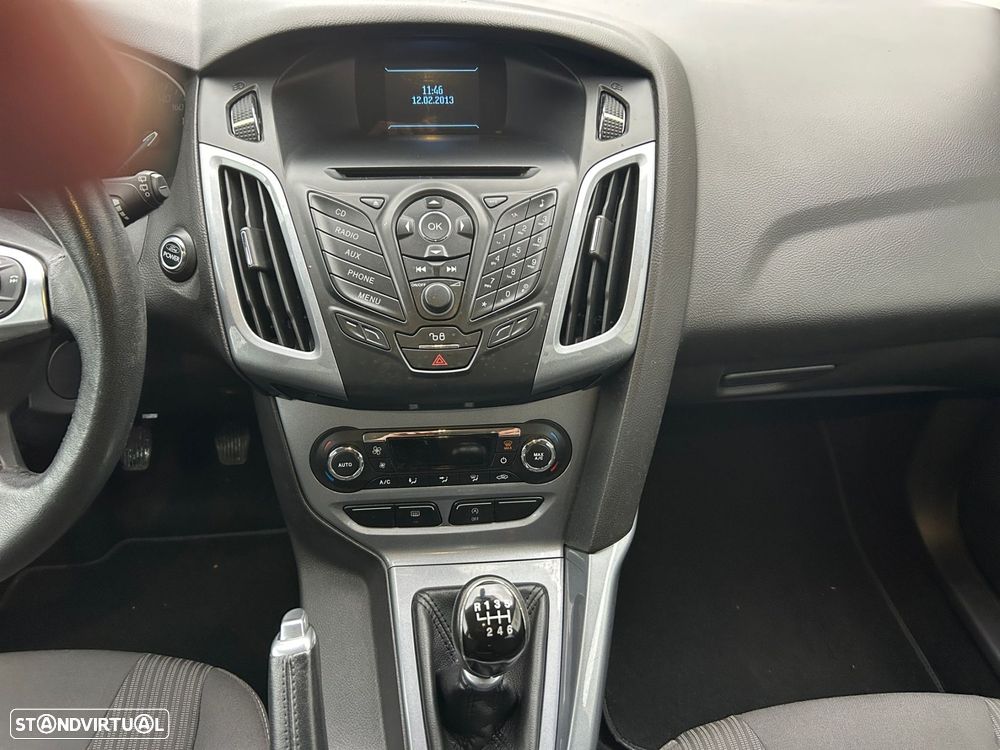 Ford Focus SW 1.0 EcoBoost Titanium - 11