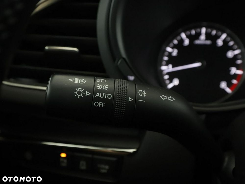 Mazda 3 SKYACTIV-X 2.0 M-Hybrid SELECTION - 35