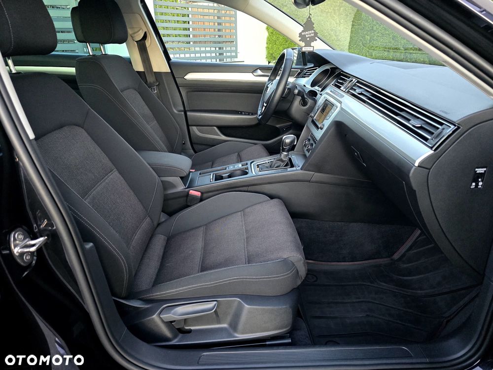 Volkswagen Passat 1.8 TSI BMT Highline DSG - 17