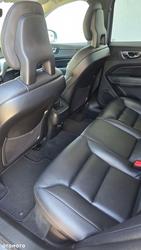 Volvo XC 60 D4 AWD Momentum - 18