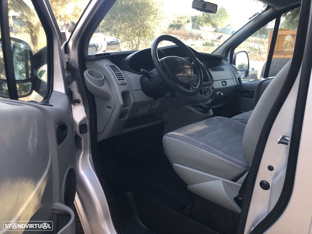 Renault Trafic 2.0 dCi L1H1 - 18