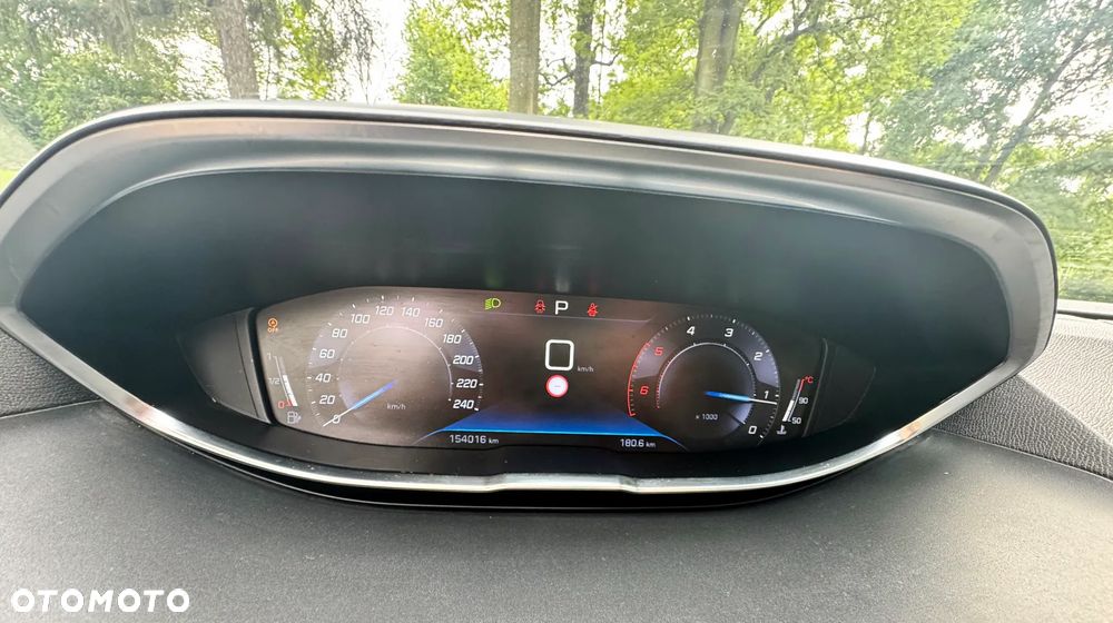 Peugeot 3008 1.5 BlueHDi Allure S&S EAT8 - 19