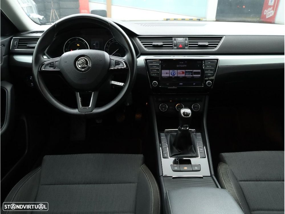 Skoda Superb Break 1.6 TDI Ambition - 17