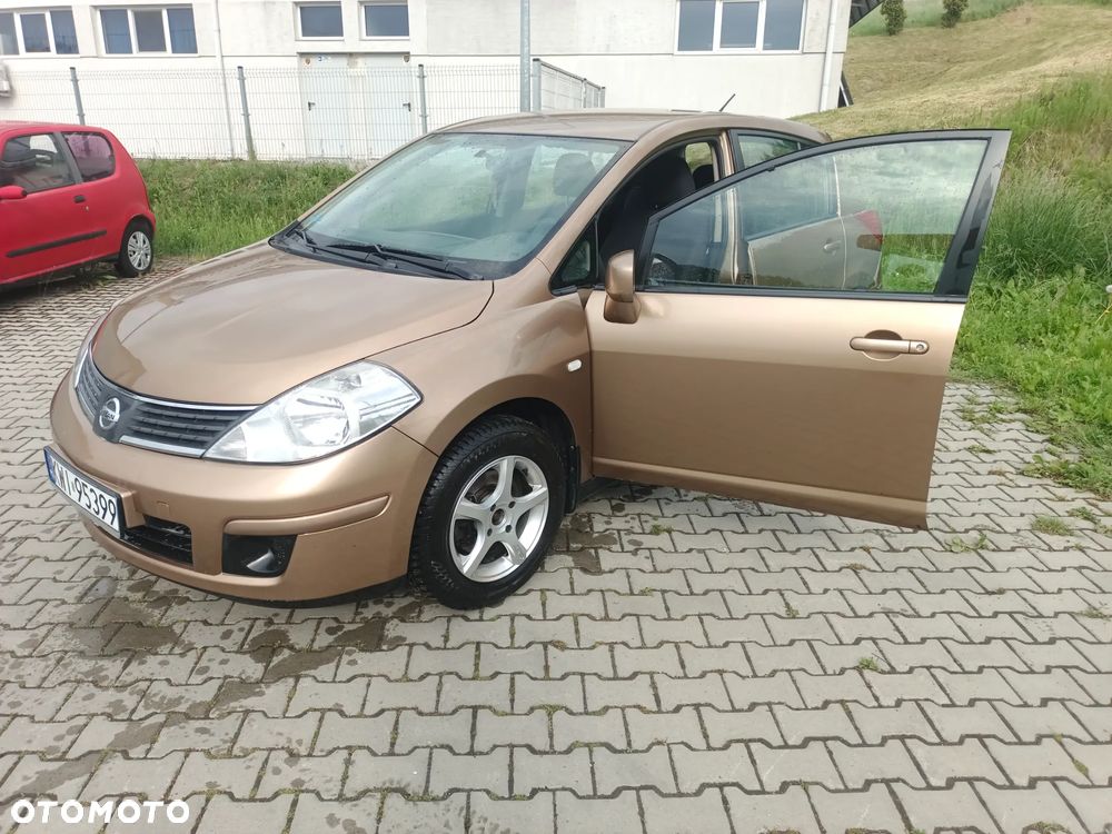 Nissan Tiida 1.6 Tekna - 26