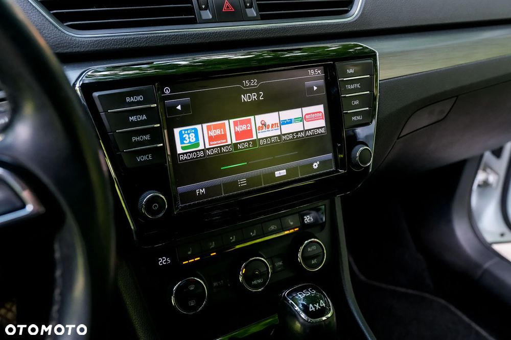 Skoda Superb 2.0 TDI 4x4 DSG Style - 21