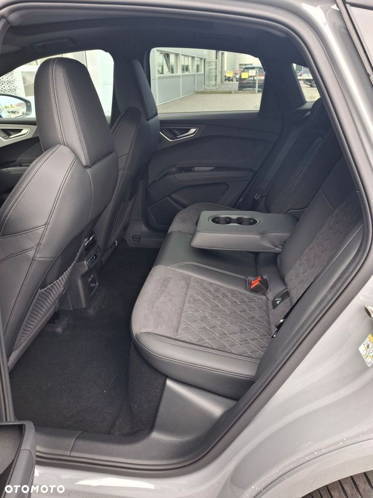 Audi Q4 Sportback e-tron - 16