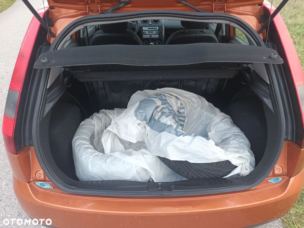 Ford Fiesta 1.3 Viva - 27