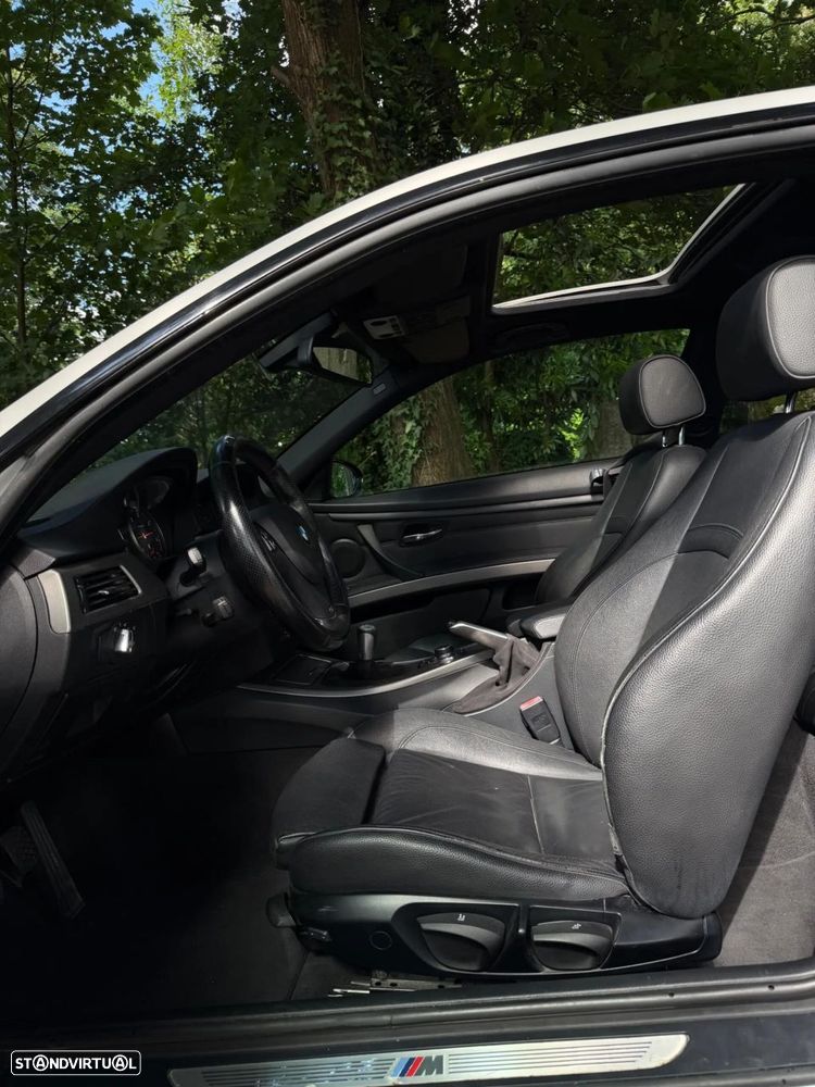 BMW 320 d Coupe - 33