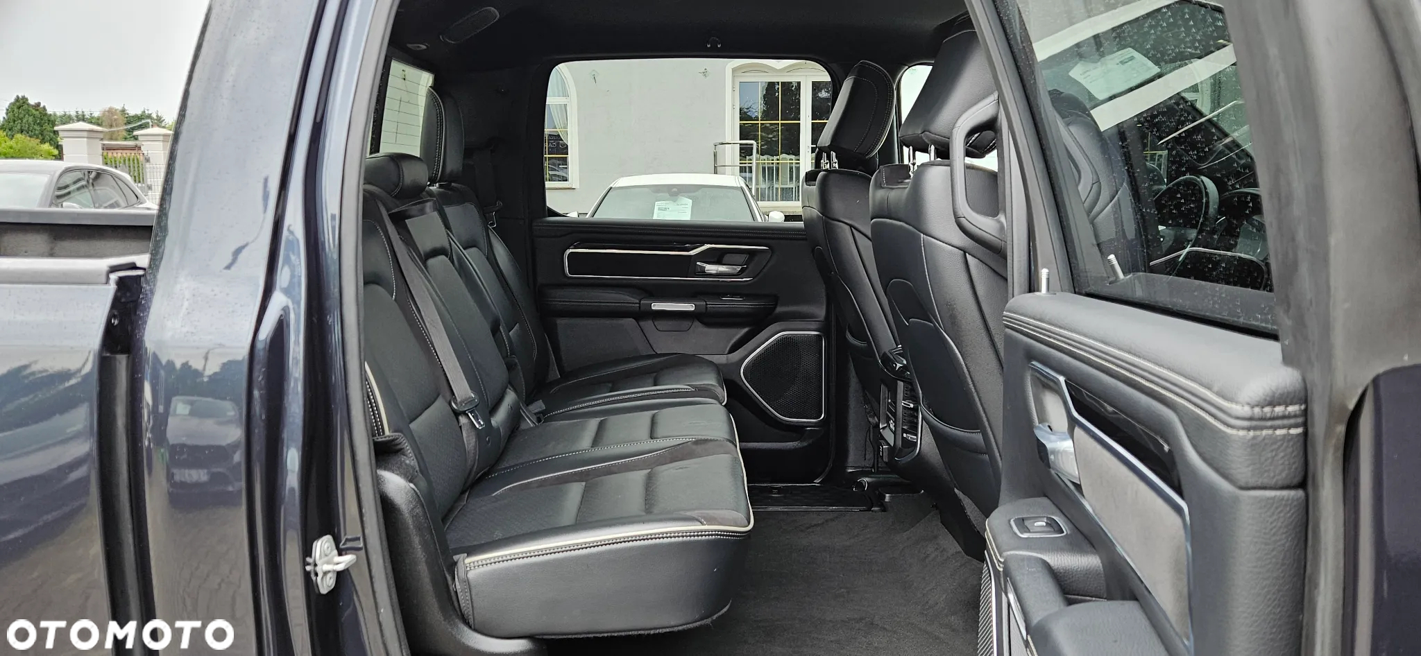 RAM 1500 Crew Cab Laramie - 17