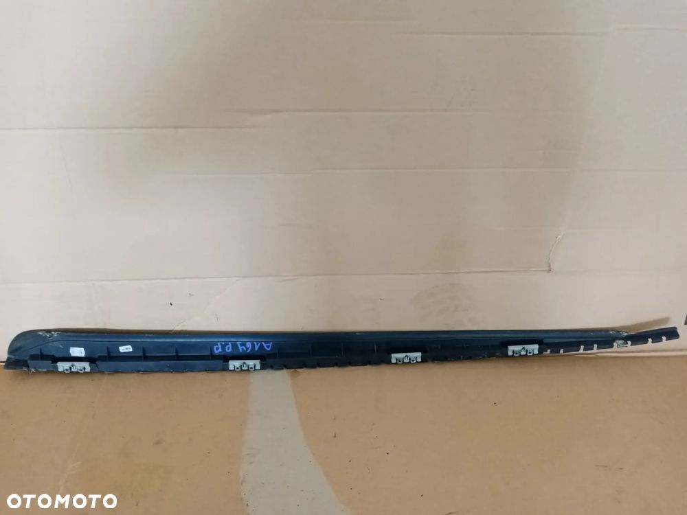 Listwa szyby czołowej prawy przód Mercedes A-Klasa W169 - 2