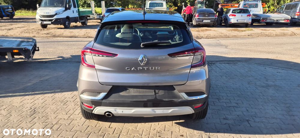 Renault Captur 1.3 TCe mHEV Intens EDC - 9