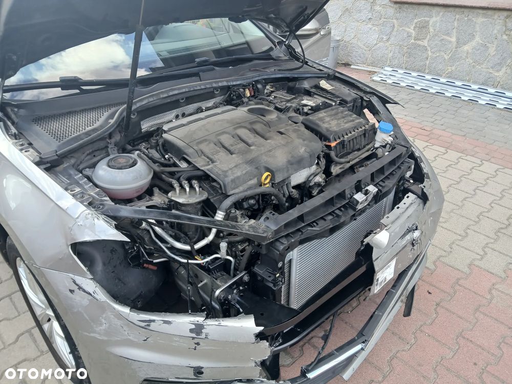 Volkswagen Golf 1.6 TDI BMT Highline - 16