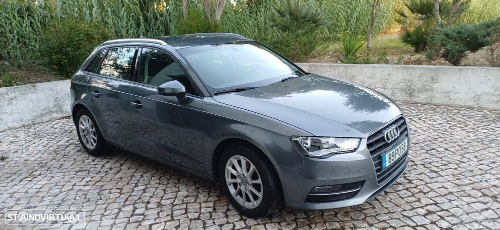 Audi A3 Sportback 1.6 TDI S-line S tronic - 3
