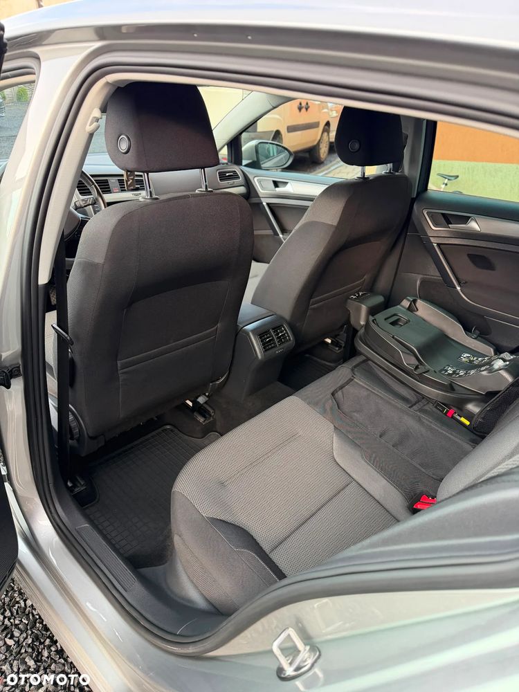 Volkswagen Golf 1.2 TSI BMT Trendline - 11