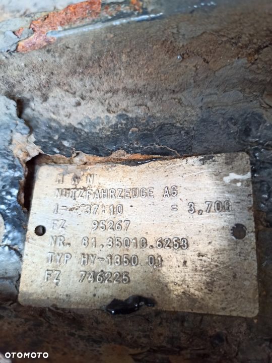 WKŁAD MOSTU TYLNY DYFER MAN TGA HY-1350 37:10 3,700 - 2